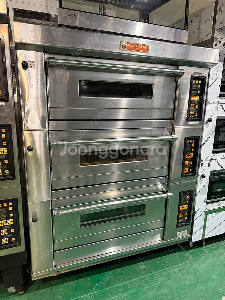 월드세이키 데크오븐 2매3단 팝니다. 돌판스팀2단--0